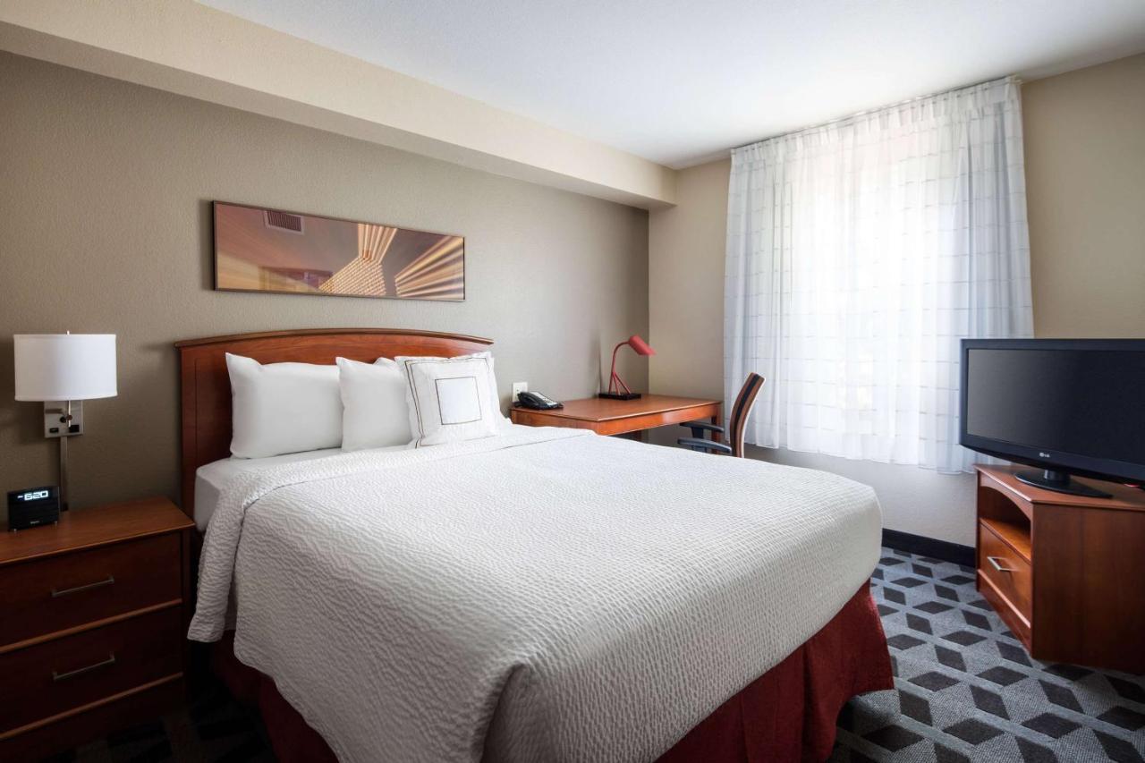 Sonesta Simply Suites Seattle Renton Exterior photo